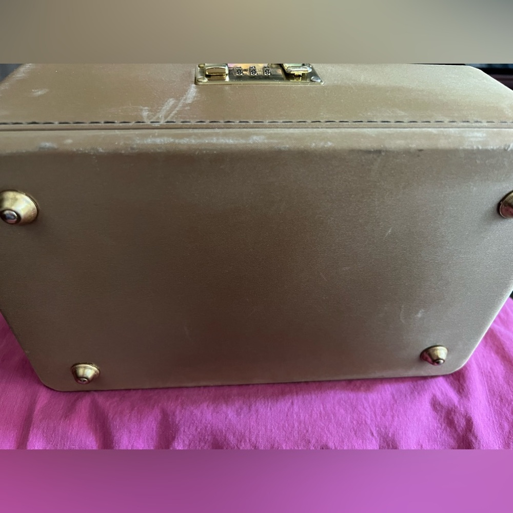 Jewelry Box - Picture 7 of 14